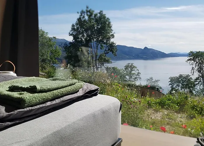 Hardanger Fjordtun Panorama Near The Hardangerfjord With Fantastic Fjordview, Silence And Nature Appartement